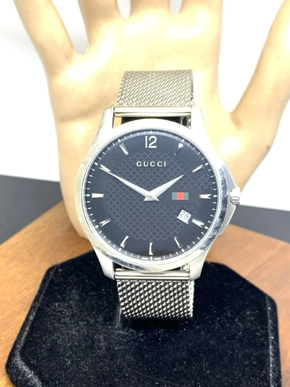 Gucci Men's Watch YA126308 G-Timeless Swiss Quartz Black Dial Stainless Steel